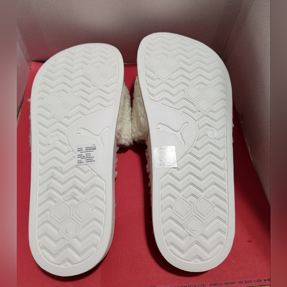 PUMA - Slippers - Unisex - Size 9/10 - Picture 5 of 5